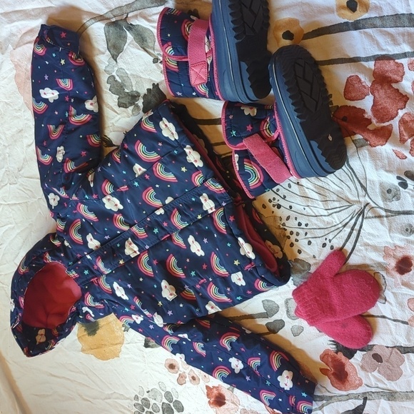 Children's place snow coat and boots - Picture 2 of 9